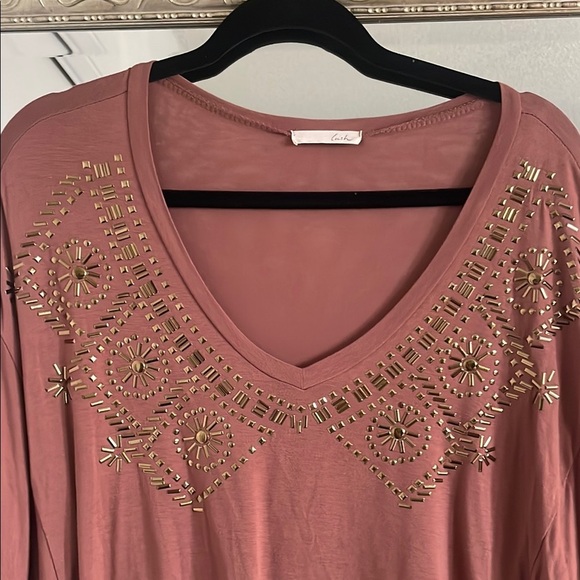 Lush pinkish clay colored Embellished 3/4 Sleeve Blouse Small - Picture 2 of 6
